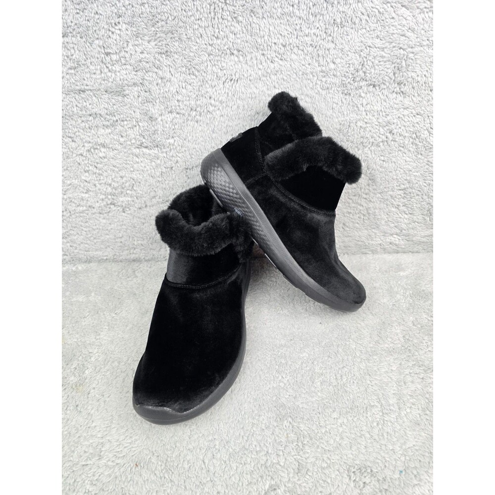 Skechers On the GO City 2 Cozy Vibe Black Suede Leather Boots Womens Size 8.5
